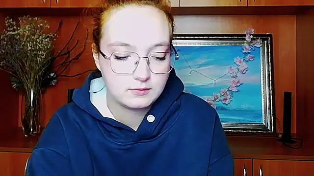 MissAriaa online show from April 18, 2026, 6:17 am