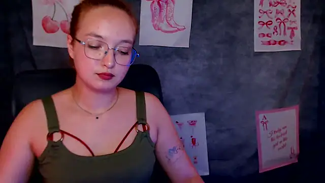 MissAriaa online show from August 4, 2026, 12:19 pm