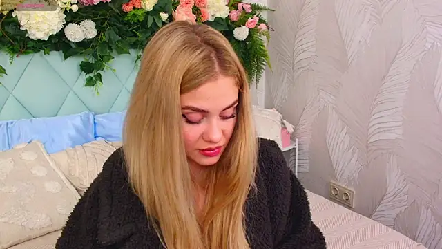 Snapshot of Rose_Masson chatting on January 18, 2026, 5:55 am Rose Masson online show from January 18, 2026, 5:55 am