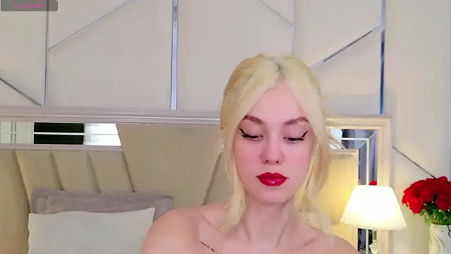 Snapshot of Rose_Masson chatting on February 5, 2026, 5:34 am Rose Masson online show from February 5, 2026, 5:34 am