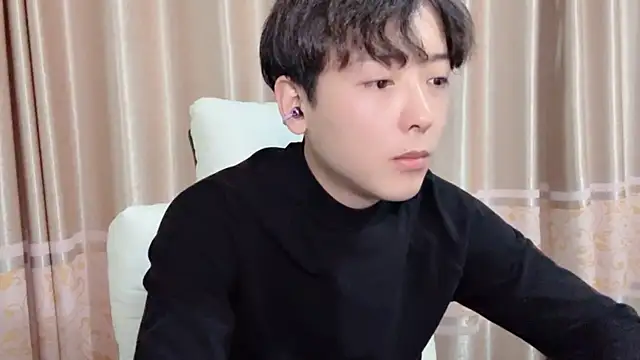 Snapshot of xiaoxiao1025 chatting on October 26, 2025, 12:44 pm xiaoxiao1025 online show from October 26, 2025, 12:44 pm