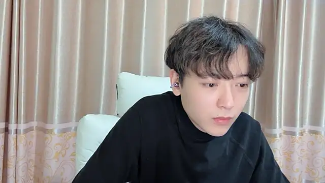 Snapshot of xiaoxiao1025 chatting on October 29, 2025, 12:29 pm xiaoxiao1025 online show from October 29, 2025, 12:29 pm