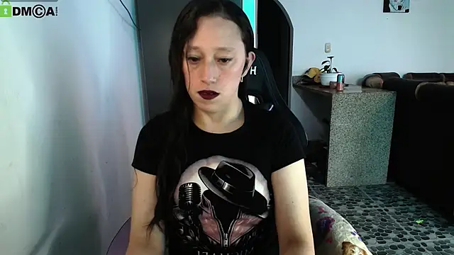 Snapshot of Sunshine_e chatting on May 21, 2026, 7:43 pm Sunshine e online show from May 21, 2026, 7:43 pm