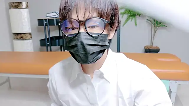 Snapshot of osu-nari_kun chatting on November 19, 2025, 2:39 pm osu-nari kun online show from November 19, 2025, 2:39 pm