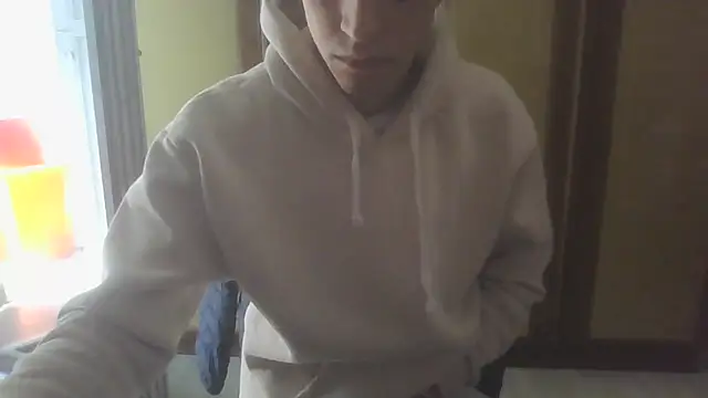 Snapshot of figastrettissima chatting on April 16, 2026, 11:11 am figastrettissima online show from April 16, 2026, 11:11 am