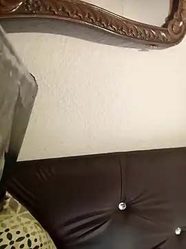 Snapshot of bubly34688 chatting on November 4, 2025, 10:14 am bubly34688 online show from November 4, 2025, 10:14 am