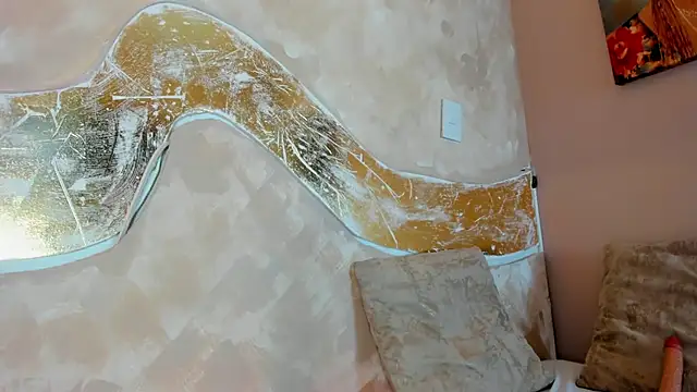 HellemMonet online show from November 2, 2025, 7:27 pm