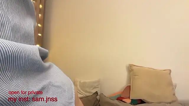 blooomis online show from January 12, 2026, 2:55 pm