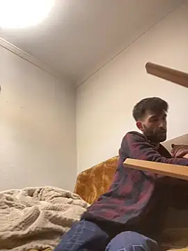 Snapshot of Dondeloquieras4 chatting on February 9, 2026, 5:39 pm Dondeloquieras4 online show from February 9, 2026, 5:39 pm