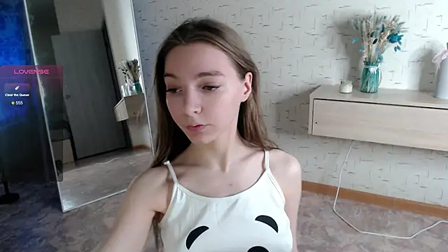 miragge  online show from October 28, 2025, 12:03 am