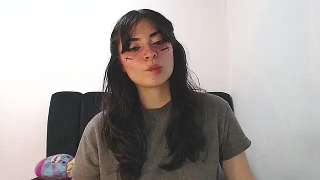 Annagoth  online show from June 26, 2026, 4:39 am