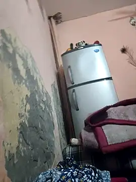 CUTE-GIRL-1 online show from November 25, 2025, 11:21 am