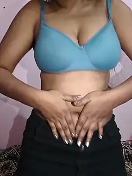 palakmishra033 online show from December 23, 2025, 5:49 am