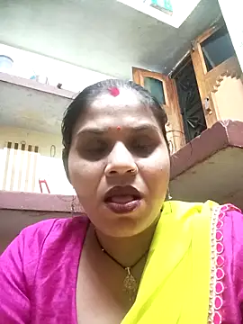 HayatKapoor online show from November 8, 2025, 5:12 pm