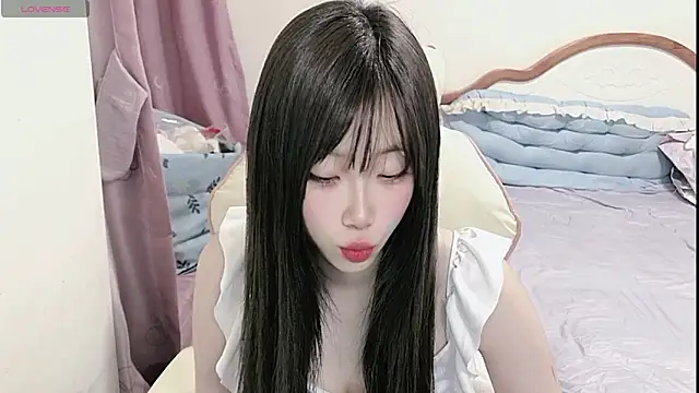 Vivian-88 online show from May 28, 2026, 2:53 am