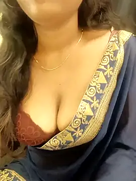 menaxi-baby7 online show from November 18, 2025, 12:05 am