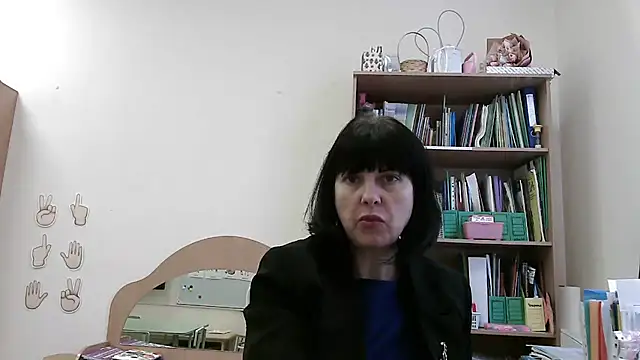 Viknika online show from November 11, 2025, 8:36 am