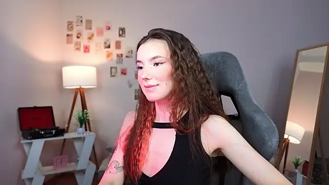 yourfrenchteacher online show from December 19, 2025, 4:30 am