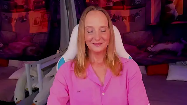Snapshot of ScarlettPalmer chatting on July 15, 2026, 7:24 am ScarlettPalmer online show from July 15, 2026, 7:24 am