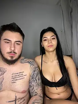 Snapshot of Tdm092 chatting on February 8, 2026, 8:23 pm Tdm092 online show from February 8, 2026, 8:23 pm