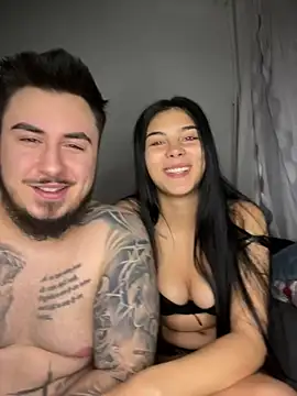 Snapshot of Tdm092 chatting on February 13, 2026, 8:27 pm Tdm092 online show from February 13, 2026, 8:27 pm