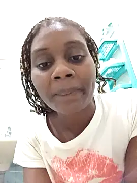 Amara1625- online show from November 11, 2025, 9:26 pm