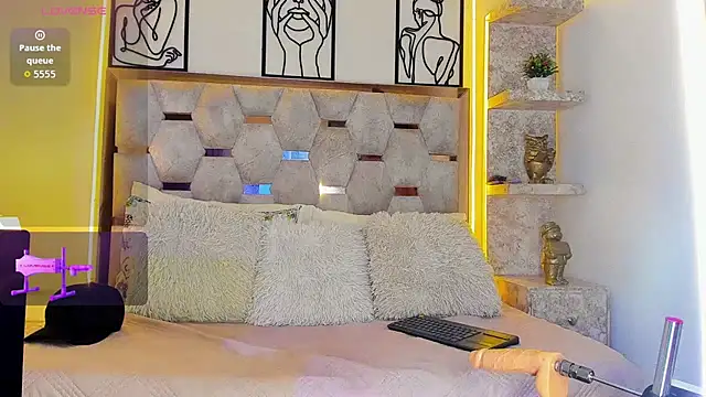 Andrew Haalls online show from November 1, 2025, 2:52 pm