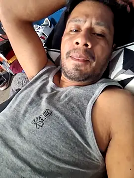 sanz957 online show from February 21, 2026, 11:28 pm