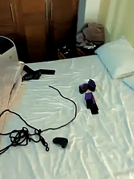 petabyte online show from December 14, 2025, 4:07 am