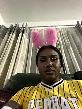 Snapshot of TransGirlBankrollBarbie chatting on January 12, 2026, 11:21 pm TransGirlBankrollBarbie online show from January 12, 2026, 11:21 pm