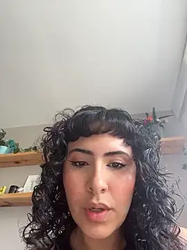 SugarTroubl33 online show from April 3, 2026, 3:10 pm