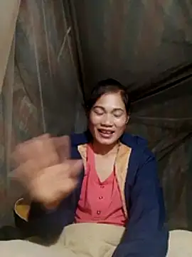 doggy-00 online show from November 23, 2025, 8:47 am