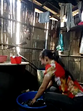 doggy-00 online show from December 1, 2025, 4:50 am