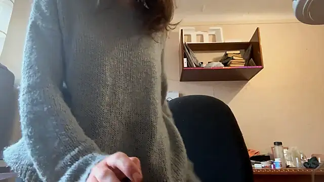 Snapshot of BunkedTempter chatting on October 28, 2025, 8:29 am BunkedTempter online show from October 28, 2025, 8:29 am