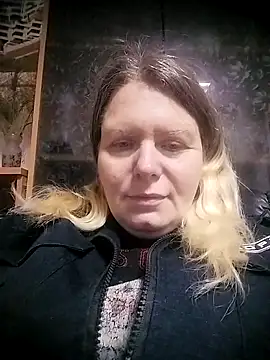 Lana-murr online show from March 18, 2026, 6:49 am