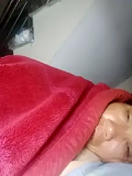 bella-la online show from November 19, 2025, 6:08 pm