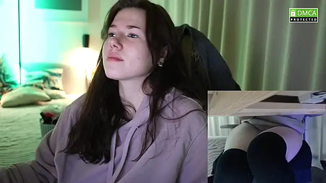 girl u never met online show from November 15, 2025, 5:31 pm