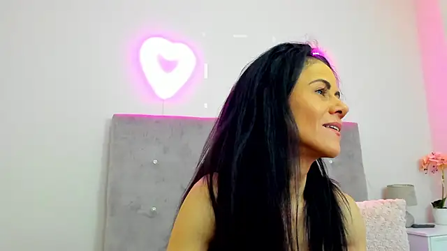 brianaflynt online show from February 23, 2026, 7:44 pm