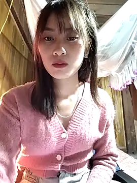 Em xinh01 online show from December 18, 2025, 1:50 pm