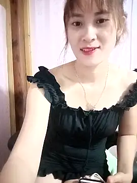 Em xinh01 online show from May 16, 2026, 12:48 pm
