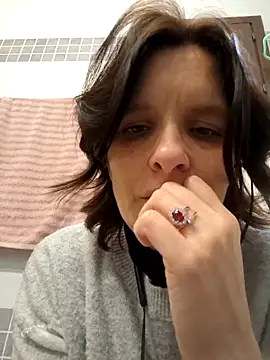 Piediniecollant online show from February 18, 2026, 11:39 am