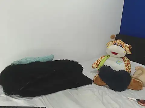 EmmilyConnor online show from March 13, 2026, 2:12 pm