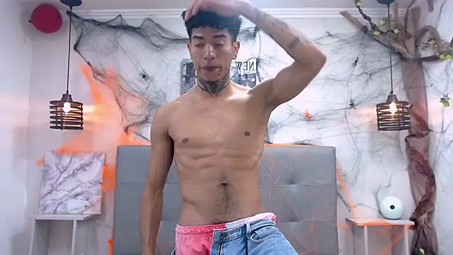 Snapshot of mike_mhoran chatting on October 29, 2025, 12:07 pm mike mhoran online show from October 29, 2025, 12:07 pm