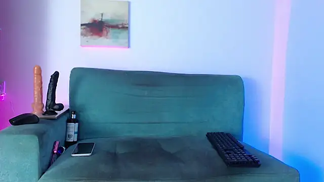 evelinmartinez online show from February 24, 2026, 7:56 pm