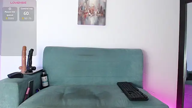 evelinmartinez online show from March 29, 2026, 8:20 pm