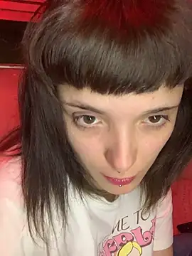 xlucifer13 online show from November 5, 2025, 2:11 am