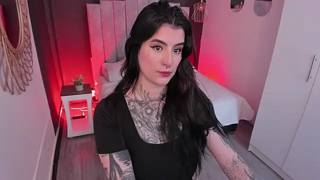 mia jagger online show from May 25, 2026, 6:58 pm