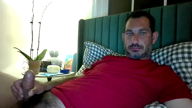 ckraiders84 online show from June 12, 2026, 4:22 am