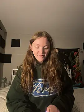 stonerbaby online show from December 3, 2025, 10:41 pm