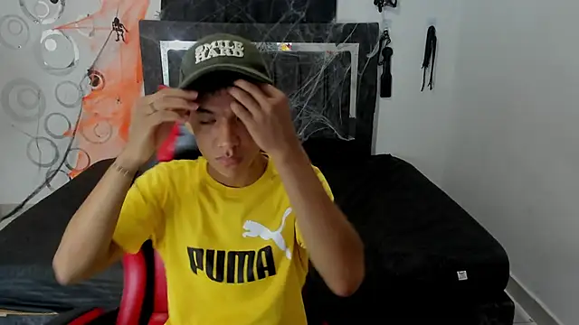 Maximiliano Khalil online show from November 1, 2025, 7:49 pm